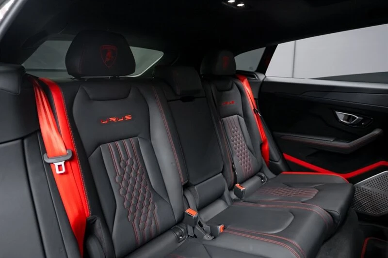 2024 Lamborghini Urus Performante - Image 11 of 12
