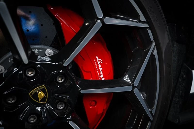 2024 Lamborghini Urus Performante - Image 7 of 12