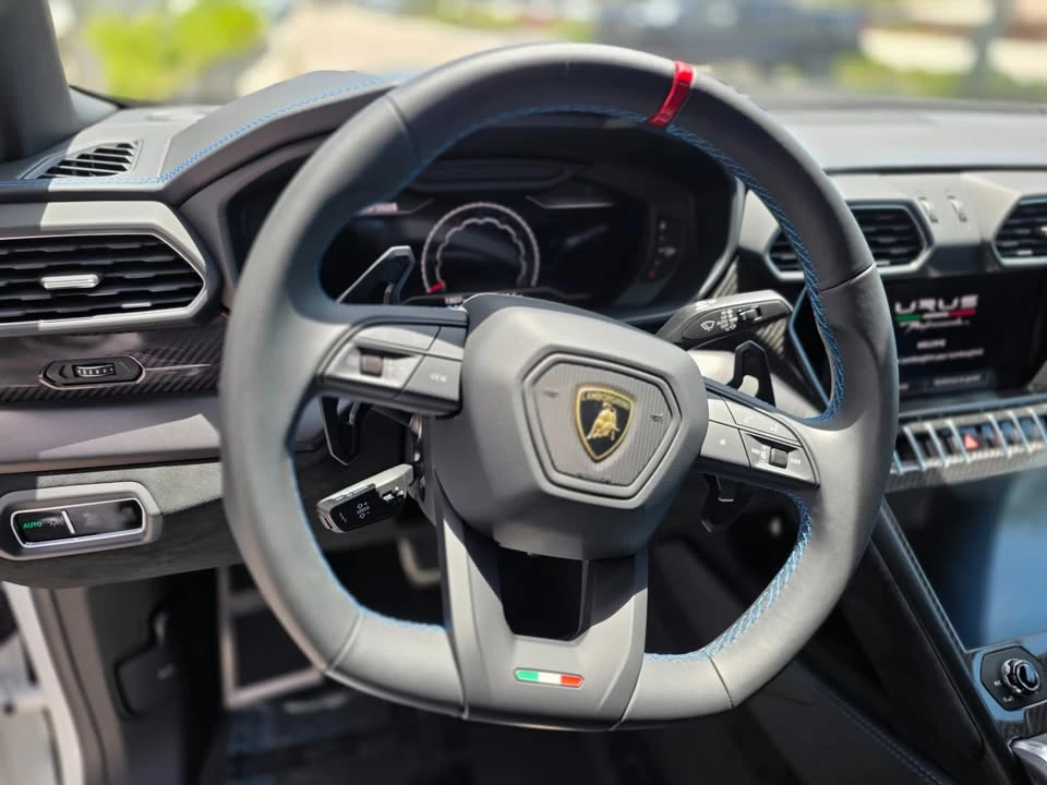 2024 Lamborghini Urus Performante - Image 10 of 15