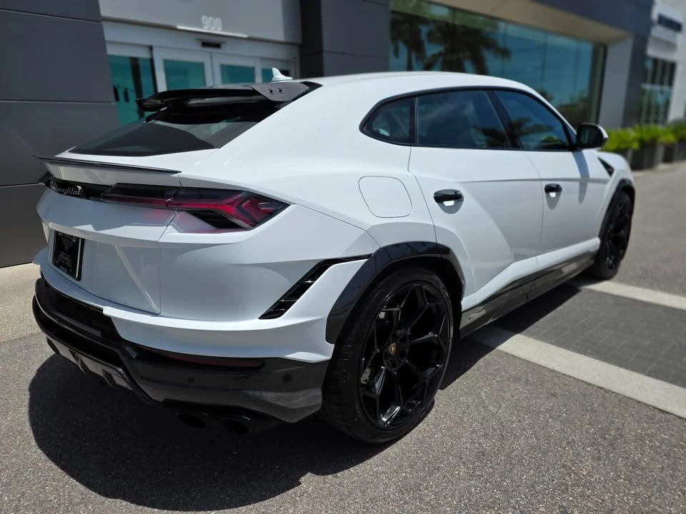 2024 Lamborghini Urus Performante - Image 5 of 15