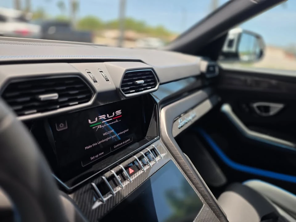 2024 Lamborghini Urus Performante - Image 14 of 15