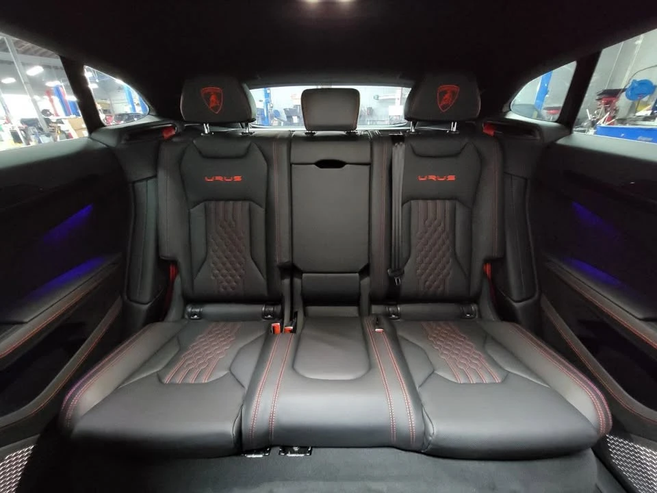 2024 Lamborghini Urus Performante - Image 16 of 19