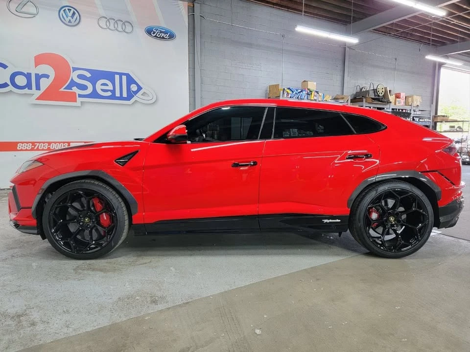 2024 Lamborghini Urus Performante - Image 4 of 19