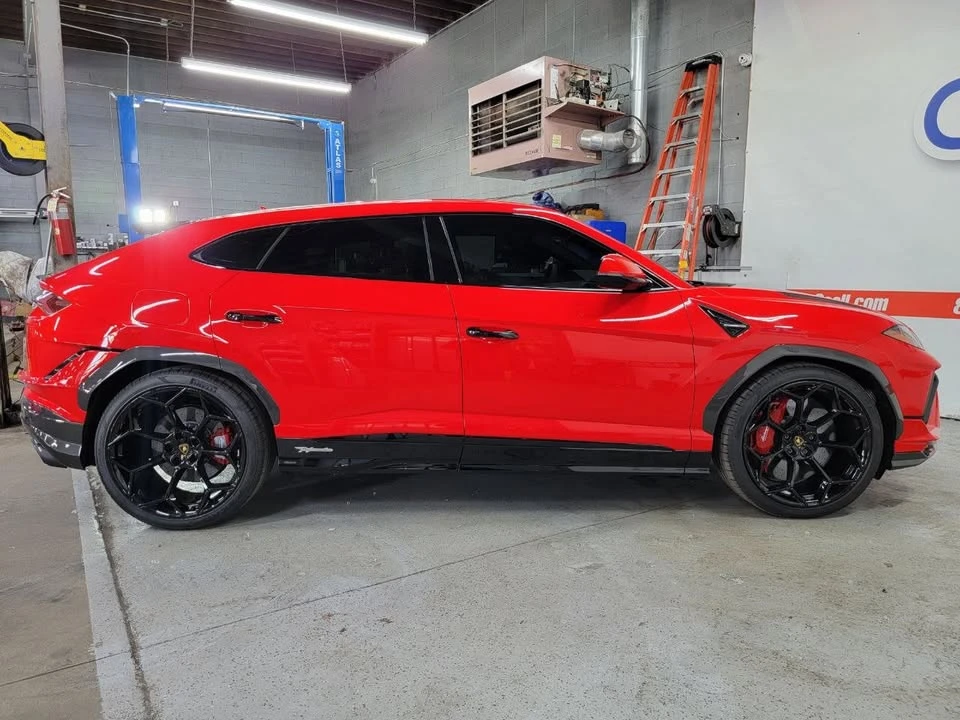 2024 Lamborghini Urus Performante - Image 8 of 19