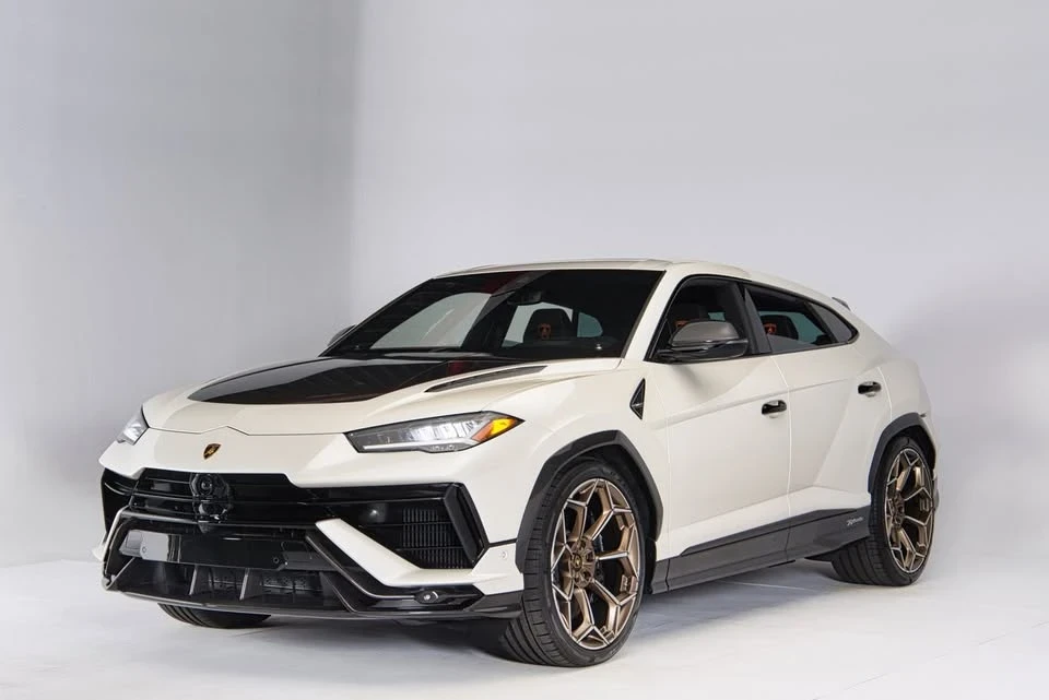 2024 Lamborghini Urus Performante - Image 4 of 18