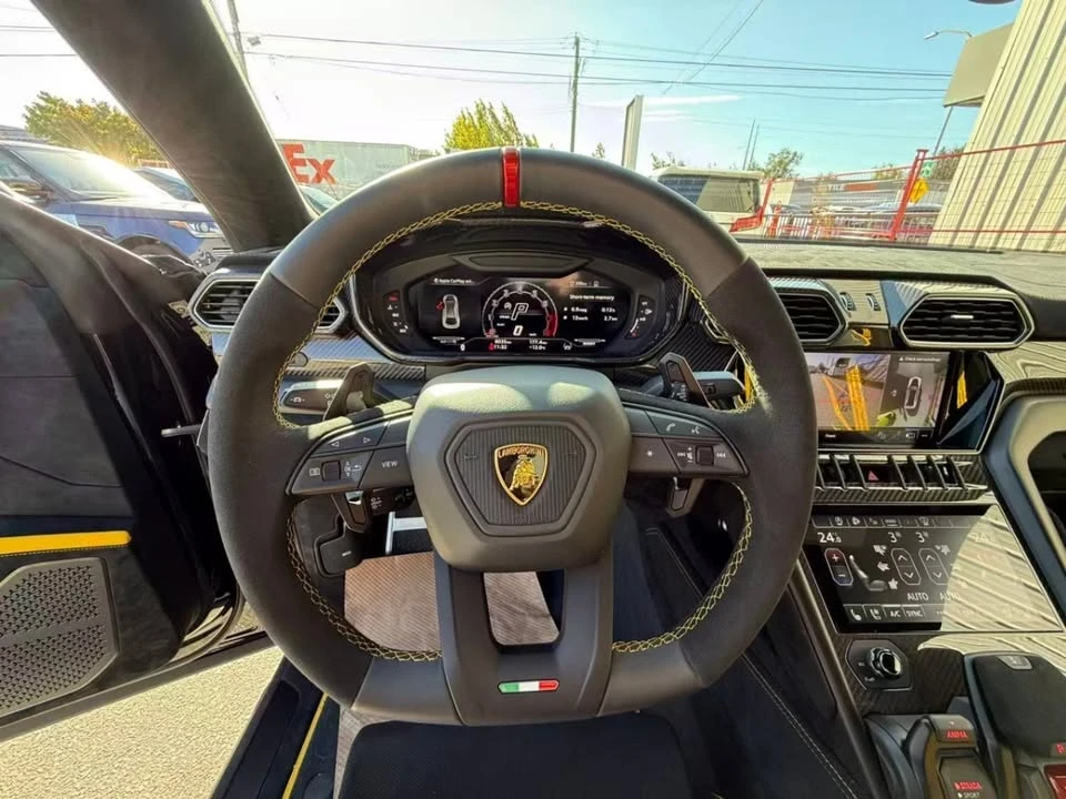 2024 Lamborghini Urus Performante - Image 18 of 20