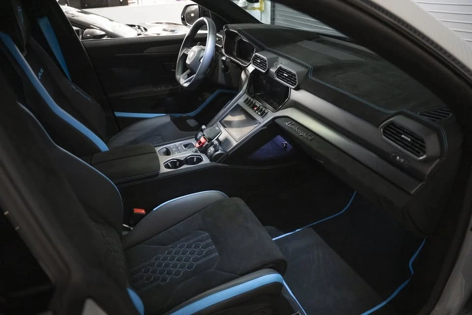 2024 Lamborghini Urus Performante - Image 18 of 19