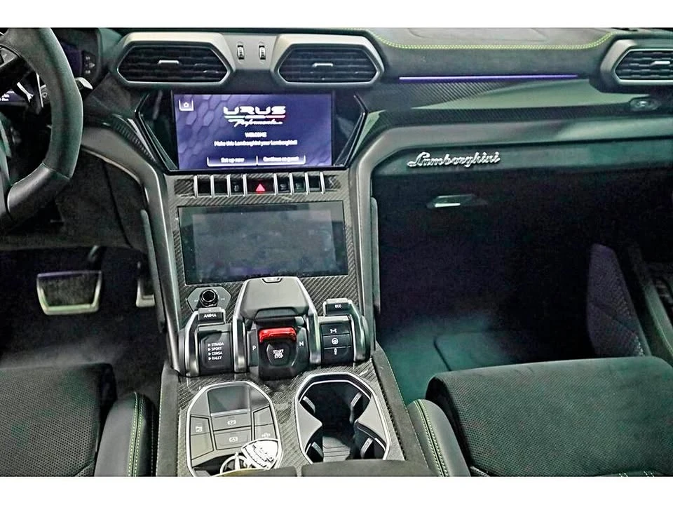 2024 Lamborghini Urus Performante - Image 14 of 18