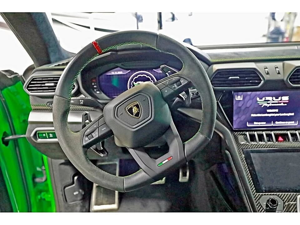 2024 Lamborghini Urus Performante - Image 13 of 18