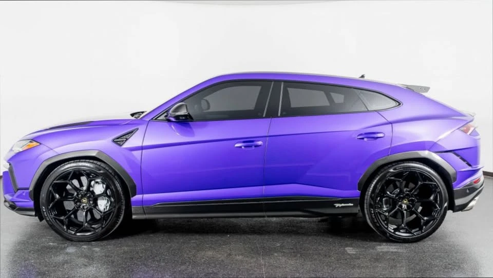 2024 Lamborghini Urus Performante - Image 13 of 15