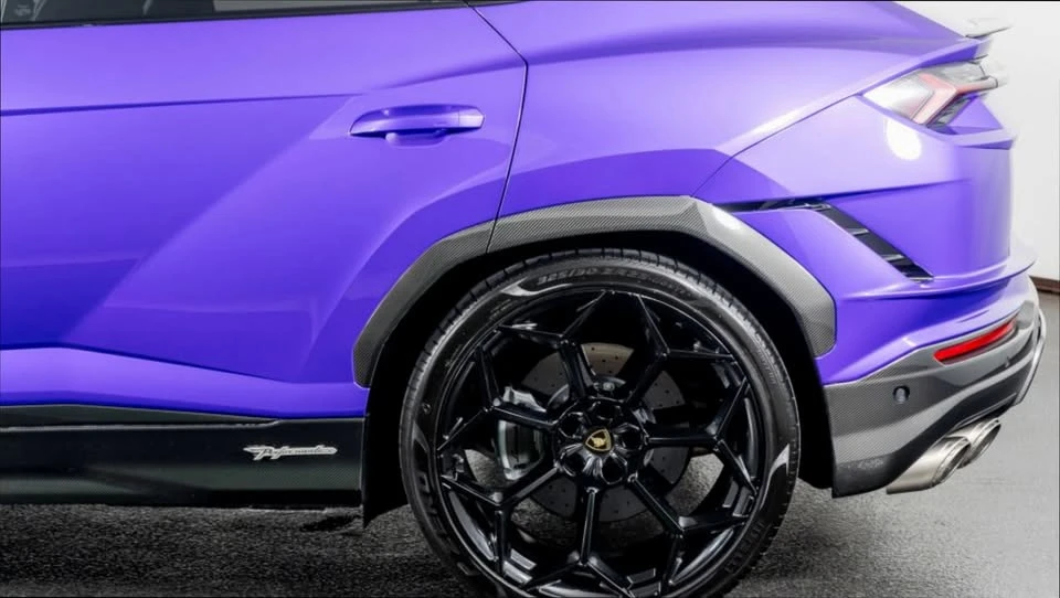 2024 Lamborghini Urus Performante - Image 14 of 15
