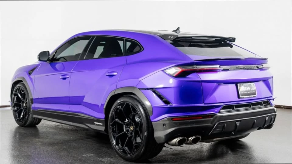 2024 Lamborghini Urus Performante - Image 12 of 15