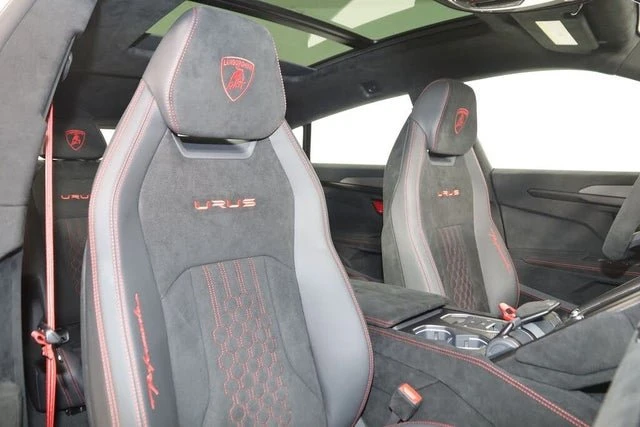 2024 Lamborghini Urus Performante - Image 13 of 20