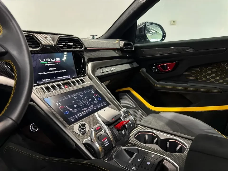 2024 Lamborghini Urus Performante - Image 11 of 14