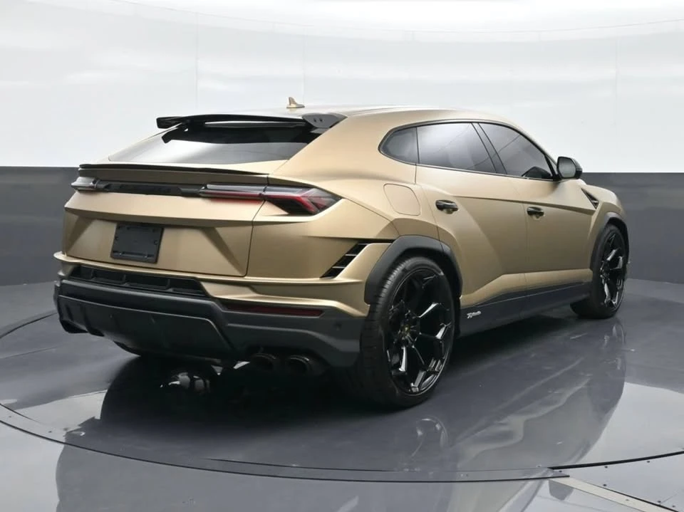 2024 Lamborghini Urus Performante - Image 4 of 7