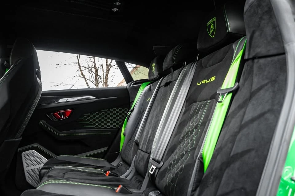 2024 Lamborghini Urus Performante - Image 16 of 17