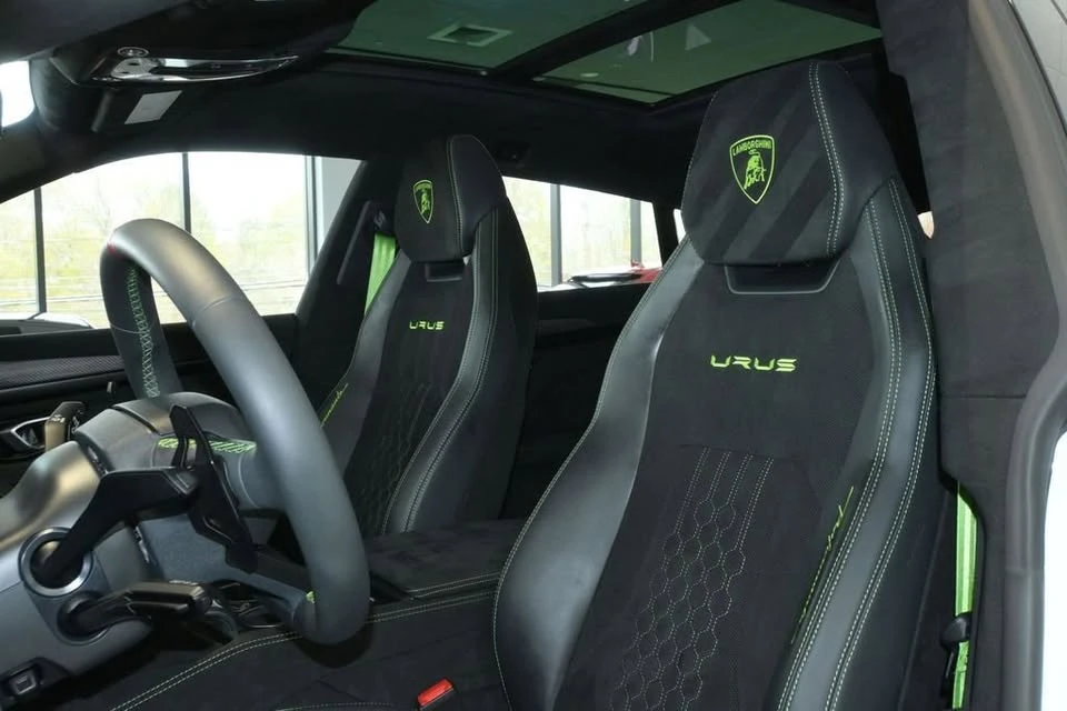 2024 Lamborghini Urus Performante - Image 8 of 16