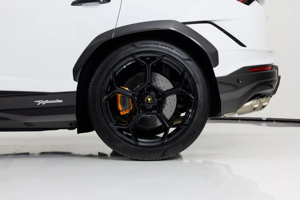 2024 Lamborghini Urus Performante - Image 7 of 17