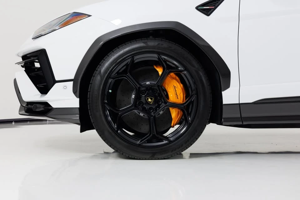 2024 Lamborghini Urus Performante - Image 6 of 17
