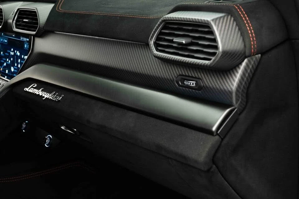 2024 Lamborghini Urus Performante - Image 8 of 20