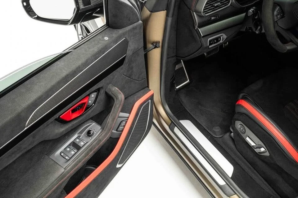 2024 Lamborghini Urus Performante - Image 13 of 20
