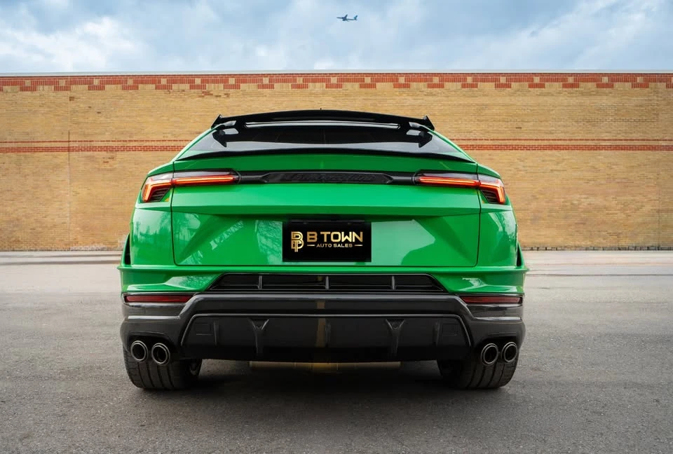 2024 Lamborghini Urus Performante - Image 8 of 19