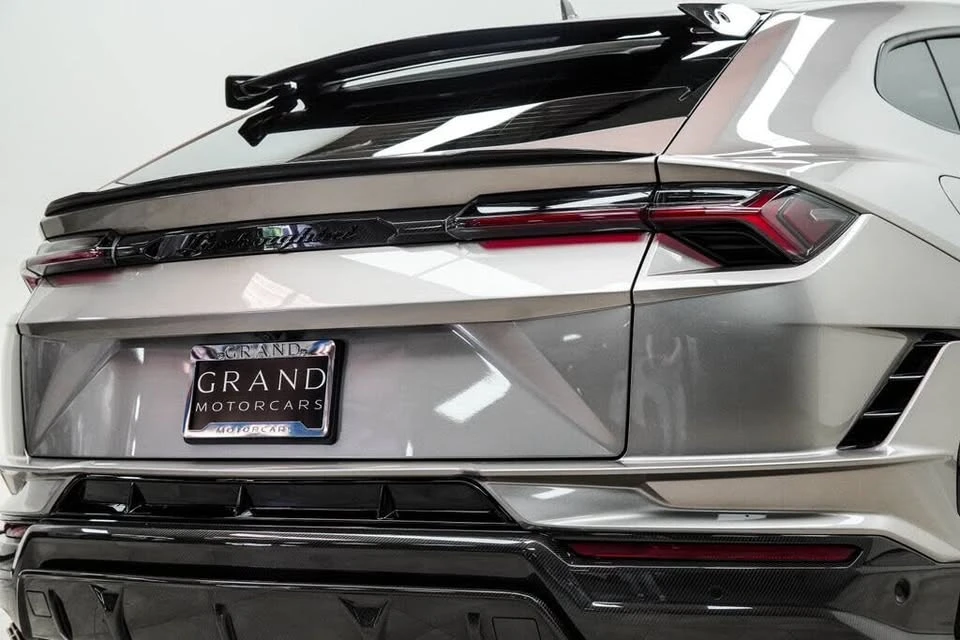 2024 Lamborghini Urus Performante - Image 13 of 20