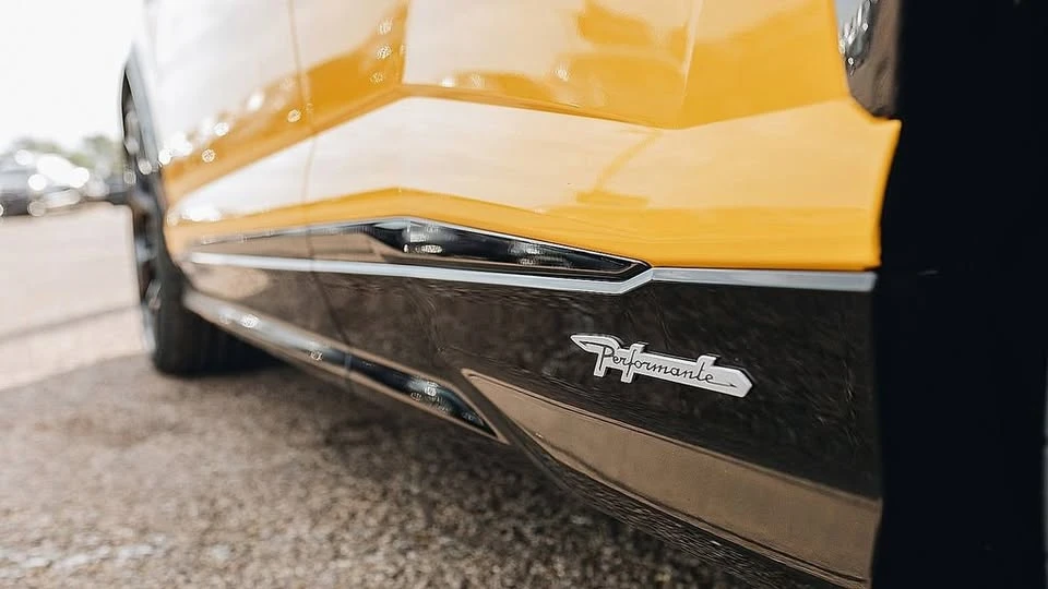 2024 Lamborghini Urus Performante - Image 20 of 20