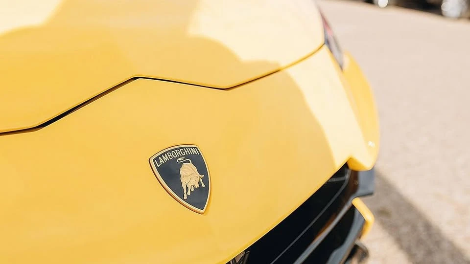 2024 Lamborghini Urus Performante - Image 11 of 20
