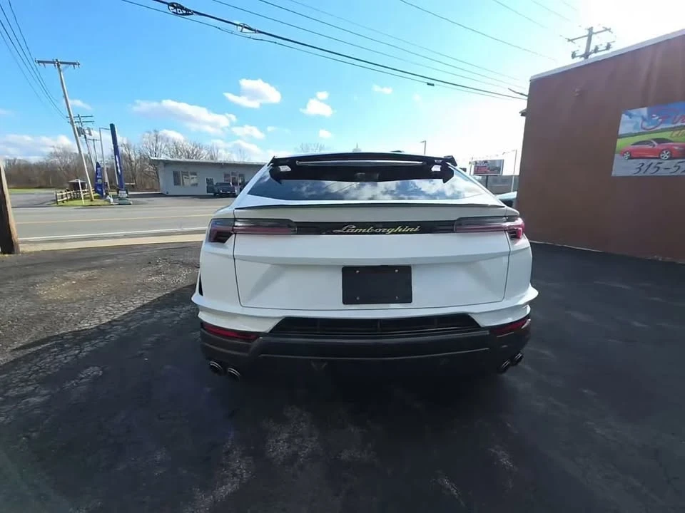 2024 Lamborghini Urus Performante - Image 4 of 6