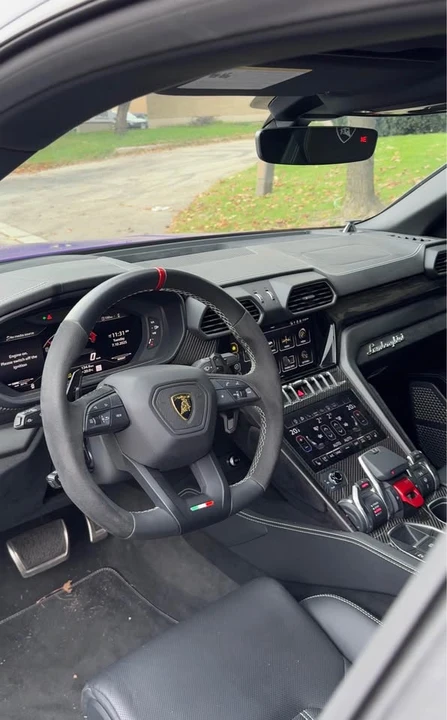 2024 Lamborghini Urus Performante - Image 10 of 10