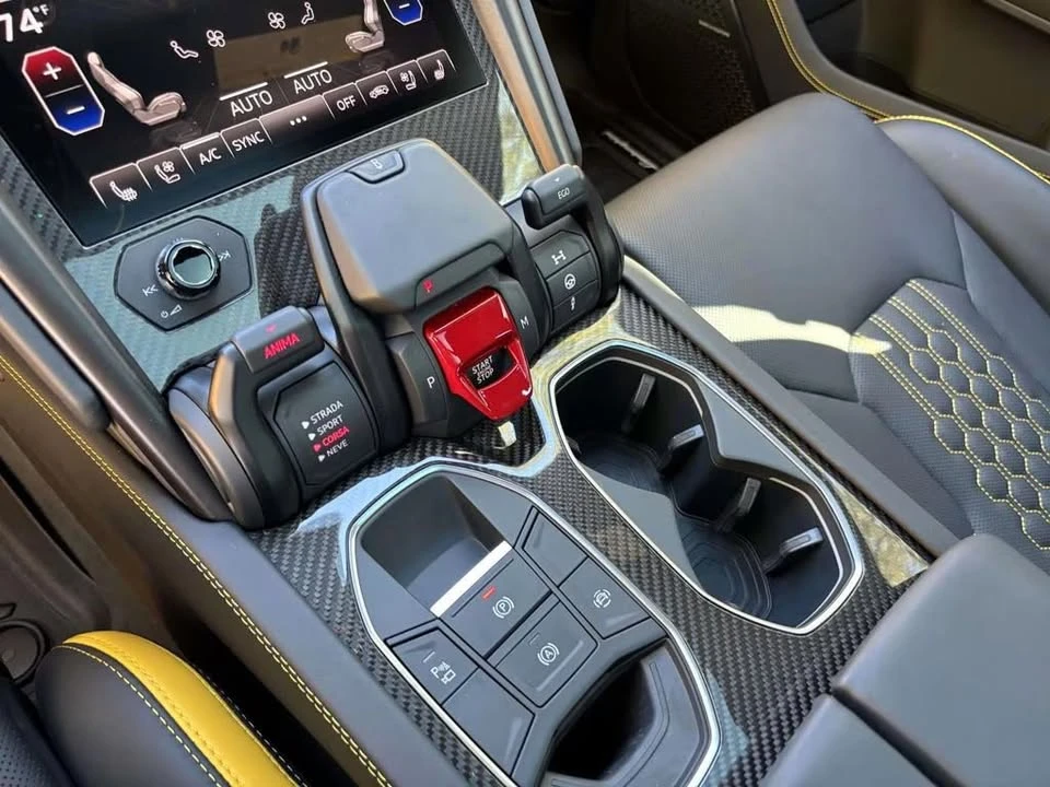 2024 Lamborghini Urus S - Image 16 of 20