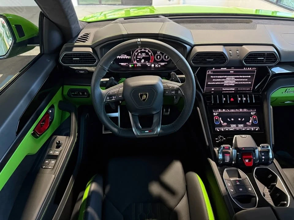 2024 Lamborghini Urus S - Image 17 of 18