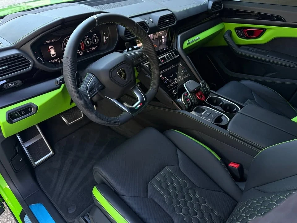 2024 Lamborghini Urus S - Image 2 of 18