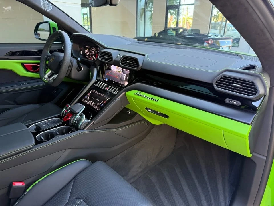 2024 Lamborghini Urus S - Image 14 of 18