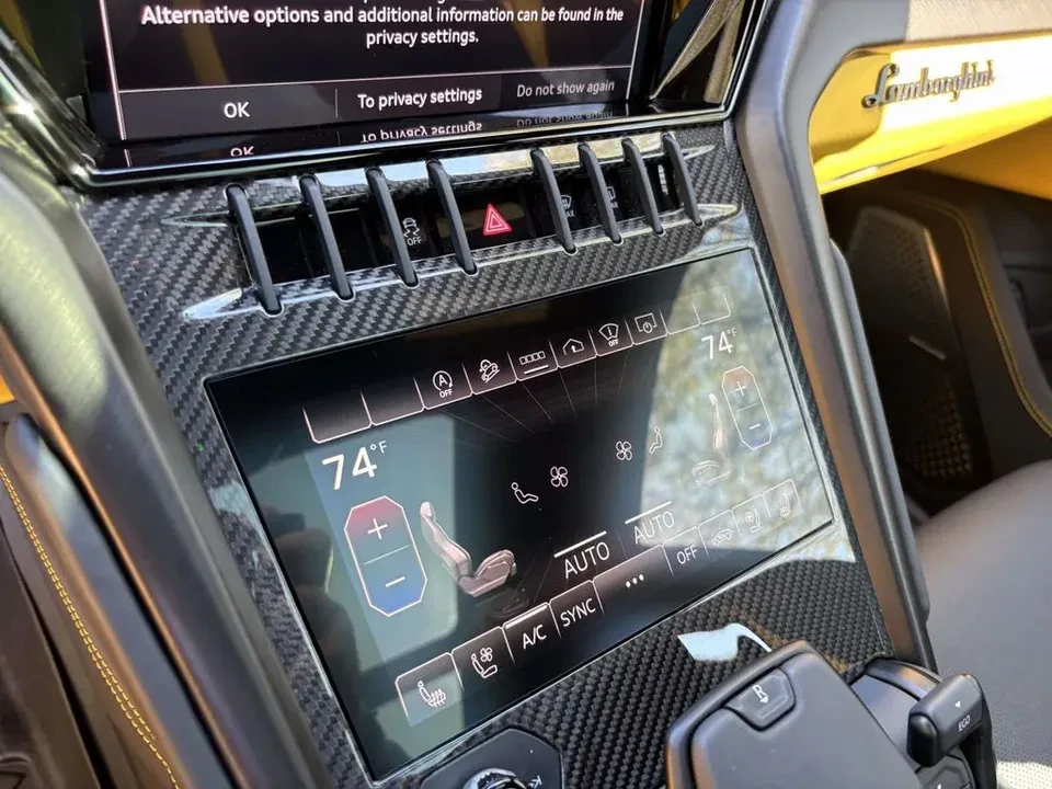 2024 Lamborghini Urus S - Image 12 of 16
