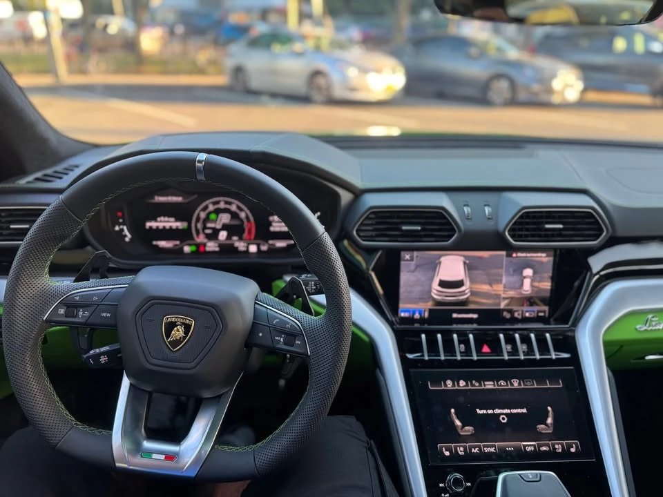 2024 Lamborghini Urus S - Image 3 of 18