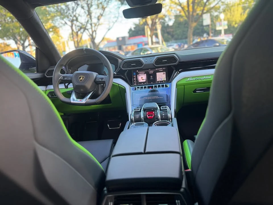 2024 Lamborghini Urus S - Image 12 of 18