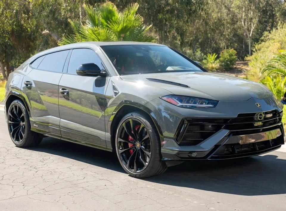 2024 Lamborghini Urus S - Image 3 of 15