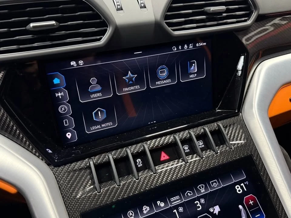 2024 Lamborghini Urus S - Image 15 of 19