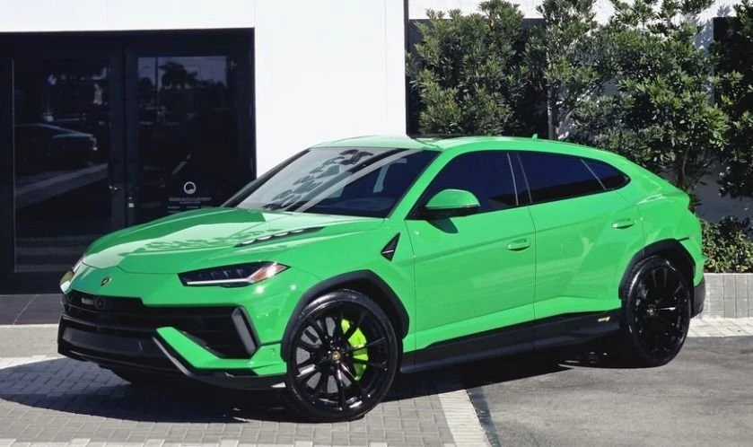 2024 Lamborghini Urus S - Image 2 of 10