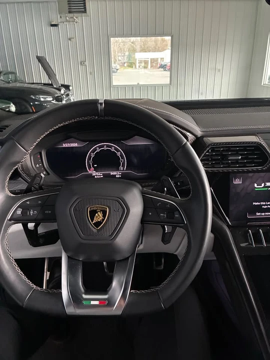 2024 Lamborghini Urus S - Image 4 of 5
