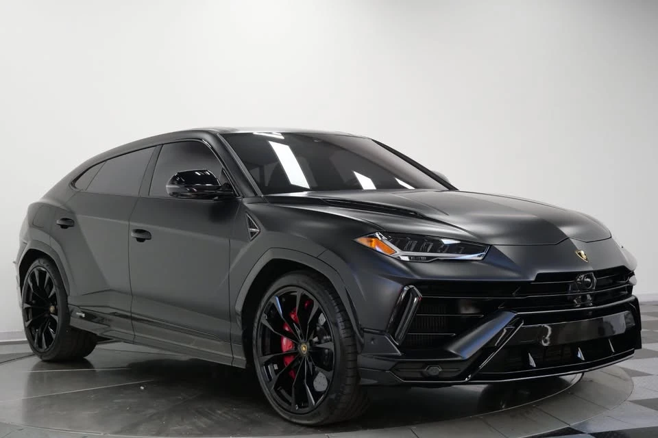 2024 Lamborghini Urus S - Image 2 of 15