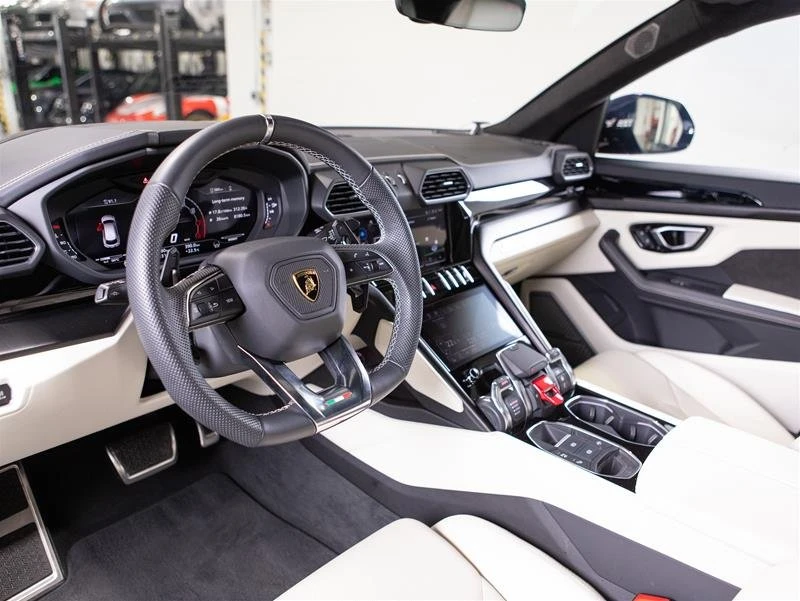 2024 Lamborghini Urus S - Image 6 of 10