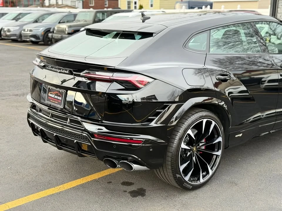 2024 Lamborghini Urus S - Image 9 of 20