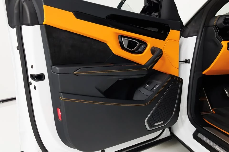 2024 Lamborghini Urus S - Image 11 of 19