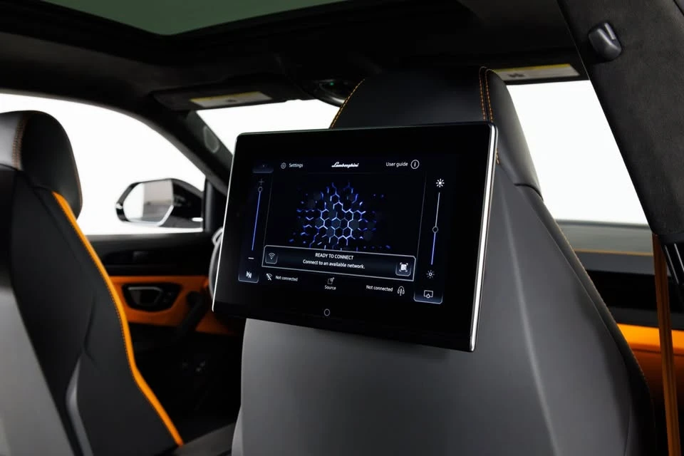 2024 Lamborghini Urus S - Image 14 of 19