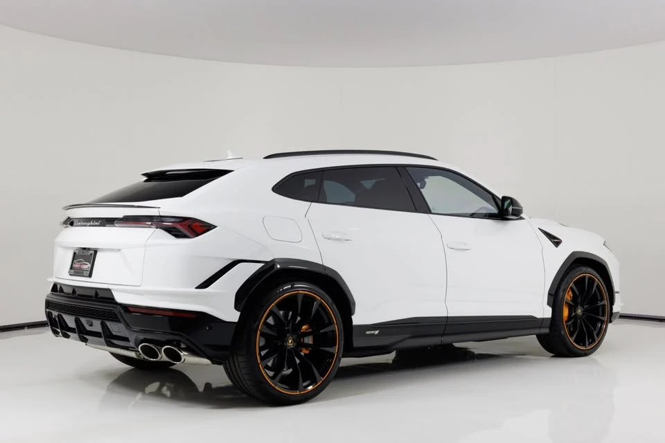 2024 Lamborghini Urus S - Image 2 of 19