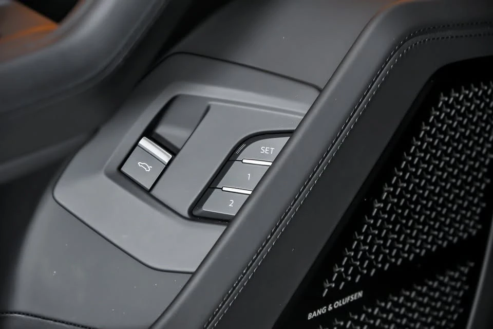 2024 Lamborghini Urus S - Image 19 of 20
