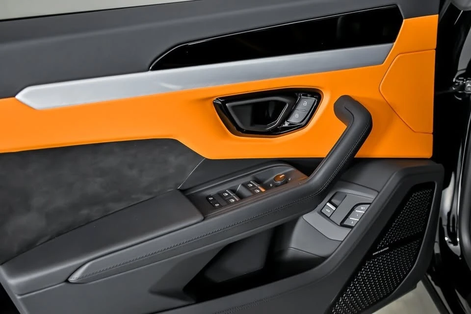 2024 Lamborghini Urus S - Image 18 of 20